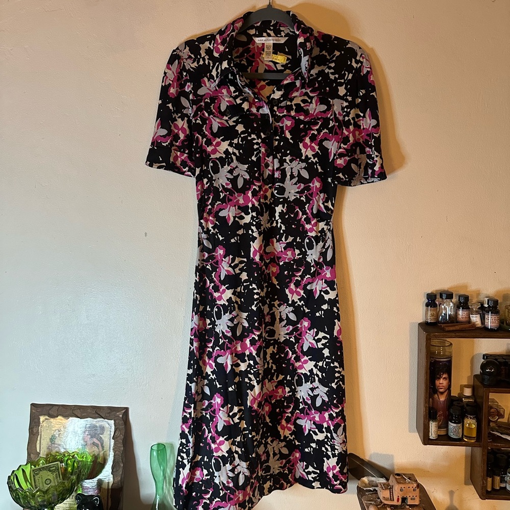 Diane Von Furstenberg Black and Pink Floral Midi Dress 100% Silk Size 6